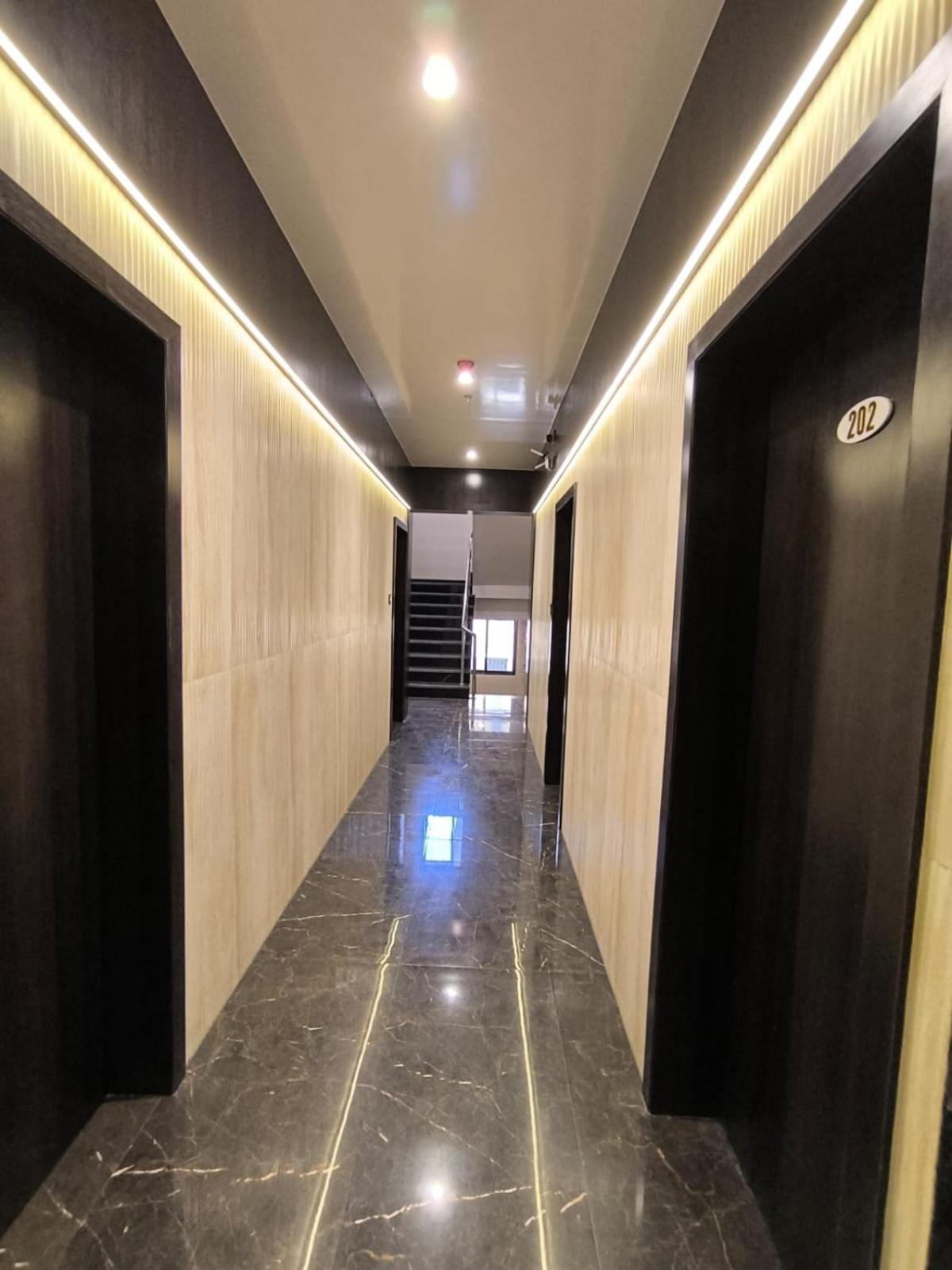 Sharan Residency Hotel Navi Mumbai Exterior photo